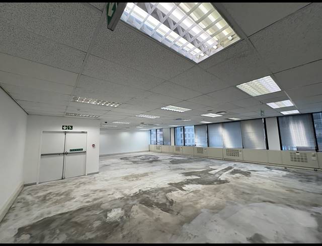 985M² OFFICE TO LET IN CAPE TOWN CITY CENTRE